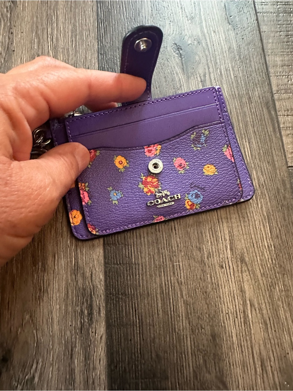 COACH Attachment Credit Card Case With Vintage Rose Print Purple - Picture 4 of 7